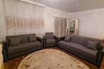Te koop: bankstel set Istikbal – 2 slaapbanken + 1 fauteuil, Huis en Inrichting, Ophalen, Gebruikt