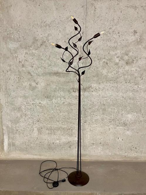 roestbruine ijzeren staanlamp / vloerlamp - 175cm hoog, Huis en Inrichting, Lampen | Vloerlampen, Gebruikt, 150 tot 200 cm, Metaal