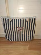 New guess beach bag voor eventuele collectie, Handtassen en Accessoires, Tassen | Damestassen, Zo goed als nieuw, Ophalen