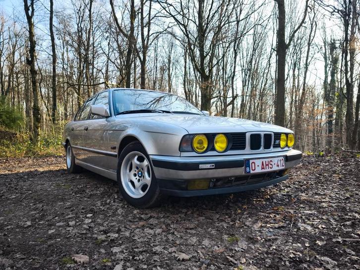 Bmw e34 524td, Auto's, BMW, Particulier, 5 Reeks, Diesel, Automaat, Overige bekleding, Ophalen