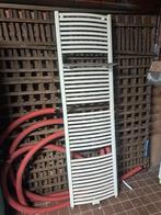 handdoekradiator badkamer, Doe-het-zelf en Bouw, Verwarming en Radiatoren, Ophalen, Radiator, Minder dan 60 cm, Zo goed als nieuw