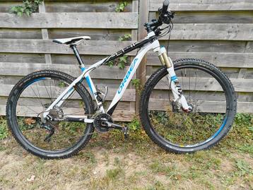 Orbea Alma H30 M met 29" Schwalbe Nobby Nick banden beschikbaar voor biedingen