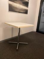 Zeer stevige witte vintage tafel, Huis en Inrichting, Ophalen, Overige materialen, Gebruikt, 55 tot 75 cm