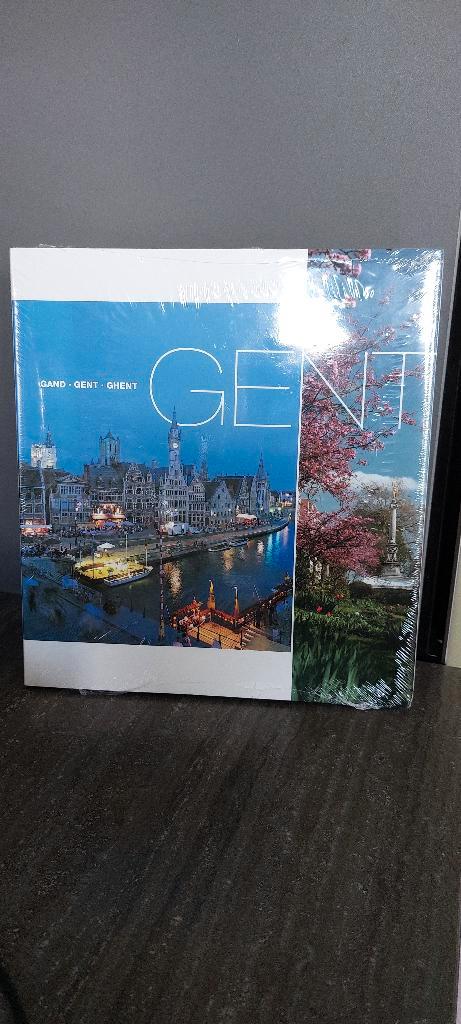 Nieuw nog onder folie fotoboek over Gent in 4 talen Rotary, Boeken, Geschiedenis | Stad en Regio, Nieuw, Ophalen of Verzenden