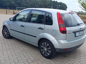 Ford Fiesta/ benzine / 1388 Cc/ 59 kw / Airco/ 5 deuren  beschikbaar voor biedingen