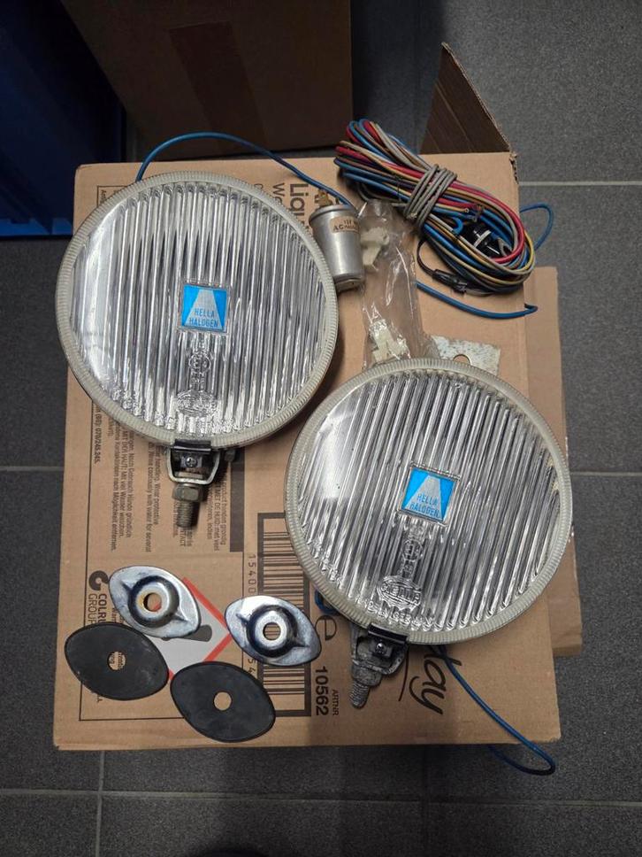Set Hella 915 ronde mistlichten oldtimer classic nieuw 160mm, Auto-onderdelen, Verlichting, Ophalen of Verzenden