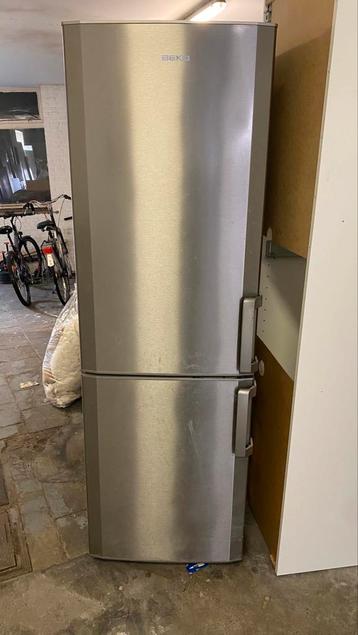 Grote Beko koelkast, Elektronische apparatuur, Ophalen, Zo goed als nieuw, Met vriesvak, 160 cm of meer