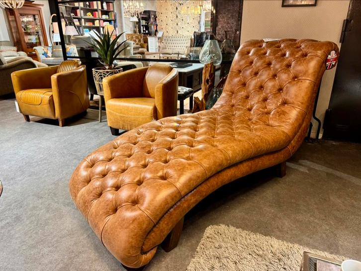 ORIGINELE MADONNA CHESTERFIELD CHAIS LONGUE Vintage Cognac, Huis en Inrichting, Zetels | Zetels en Chaises Longues, Ophalen of Verzenden