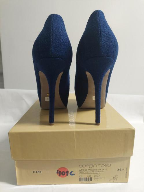 401C* Sergio ROSSI luxe blauwe jeanspumps (36,5), Kleding | Dames, Schoenen, Nieuw, Pumps, Blauw, Verzenden