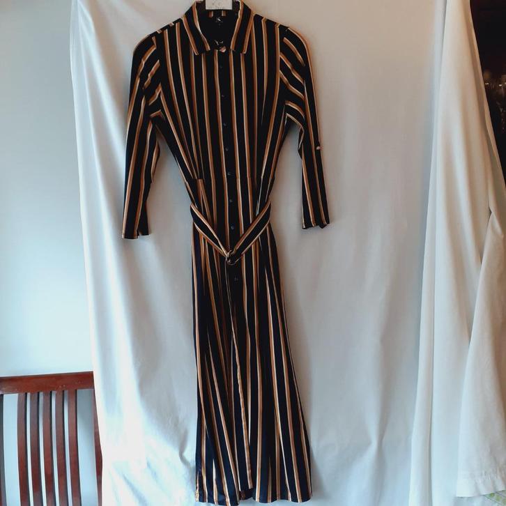 K-Design Lange gestreepte jurk Maat: S Prijs: € 6, Kleding | Dames, Jurken, Gedragen, Maat 36 (S), Zwart, Onder de knie, Ophalen of Verzenden