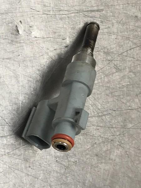 INJECTOR BRANDSTOF Toyota RAV4 (A5) (01-2018/-) (2325075020), Auto-onderdelen, Brandstofsystemen, Toyota, Gebruikt