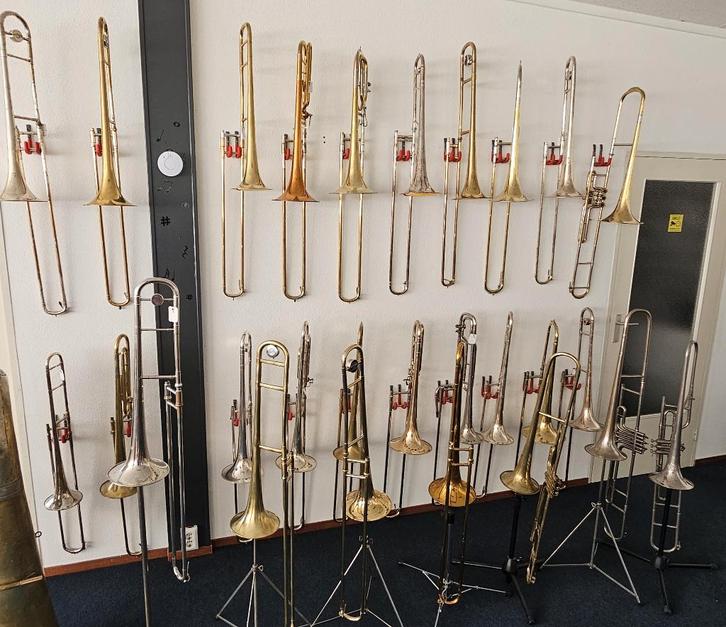 Nous avons plusieurs trombones d'occasion en stock !, Musique & Instruments, Instruments à vent | Trombones, Utilisé, Ténor, Enlèvement