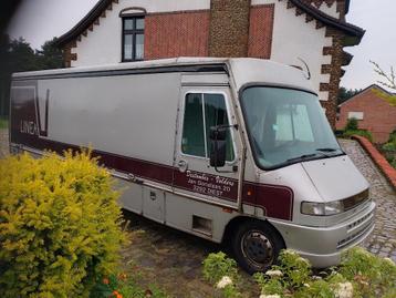 marktwagen, Autos, 3010 kg, 2500 cm³, 2 places, Boîte manuelle