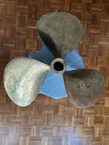 Propeller, Enlèvement, Comme neuf