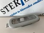 Eclairage intérieur arrière d'un Mercedes ML-Klasse, Autos : Pièces & Accessoires, Éclairage, Utilisé, 3 mois de garantie, Enlèvement ou Envoi