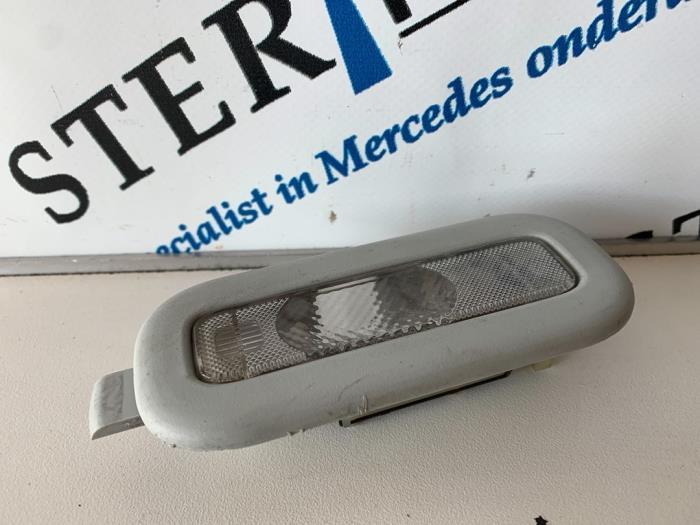 Binnenverlichting achter van een Mercedes ML-Klasse, Auto-onderdelen, Verlichting, Mercedes-Benz, Gebruikt, 3 maanden garantie