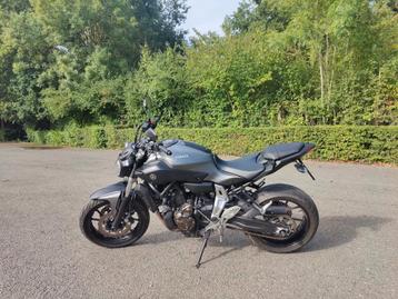 Yamaha MT-07 - 2016 - 10 600 km - en parfait état, Particulier