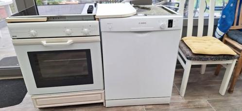 FOUR,TAQUE ET LAVE VAISSELLE, Elektronische apparatuur, Vaatwasmachines, Gebruikt, Inbouw, Ophalen