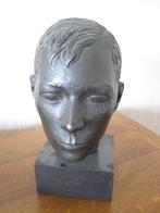 Charles Leplae (1903-1961) Bronze signé Tête de jeune garçon, Ophalen, Brons
