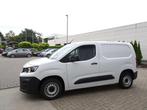 Peugeot Partner 1.2i 2pl. L1H1 Lichte vracht CARPLAY,CAMERA,, Auto's, Bestelwagens en Lichte vracht, 121 g/km, Stof, Gebruikt
