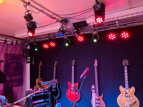 Complete showlicht installatie met movingheads, Muziek en Instrumenten, Licht en Laser, Gebruikt, Licht, Kleur, Ophalen