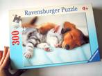 Puzzle avec chiot et chaton endormis 300 pcs., Hobby & Loisirs créatifs, Comme neuf, Puzzle, Enlèvement ou Envoi, Moins de 500 pièces