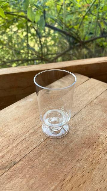 Lot van 30 tubes drinkglaasjes 0,04 cl beschikbaar voor biedingen
