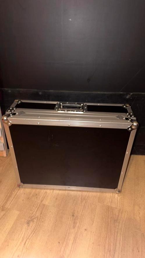 Controller flightcase - uitschuifbaar, Muziek en Instrumenten, Behuizingen en Koffers, Gebruikt, Flightcase, Ophalen