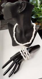 Lot van een retro ketting en 4 armbanden in natuursteen, Handtassen en Accessoires, Ophalen of Verzenden