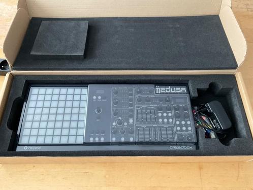 Polyend Dreadbox medusa + decksaver, Muziek en Instrumenten, Synthesizers, Zo goed als nieuw, Ophalen