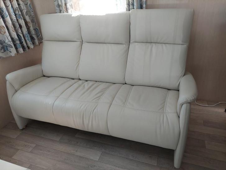 Modern 3 zits Italiaans lederen zetel, Huis en Inrichting, Zetels | Zetels, Zo goed als nieuw, Rechte bank, Driepersoons, 150 tot 200 cm