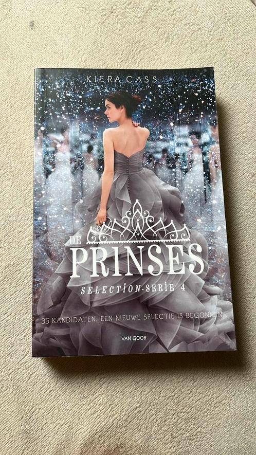 Kiera Cass - De prinses, Boeken, Kinderboeken | Jeugd | 13 jaar en ouder, Zo goed als nieuw, Ophalen of Verzenden