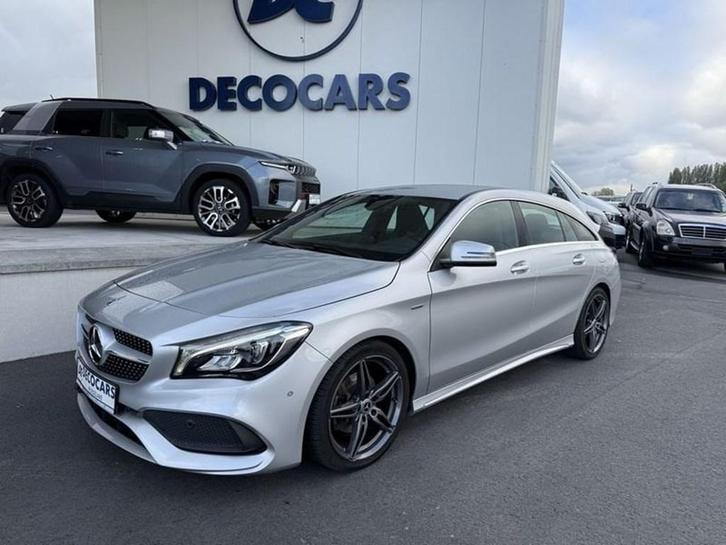 Mercedes-Benz CLA 180 Shooting Brake AMG Pack // Navi - 18", Auto's, Mercedes-Benz, ABS, Airbags, Airconditioning, Alarm, Bluetooth