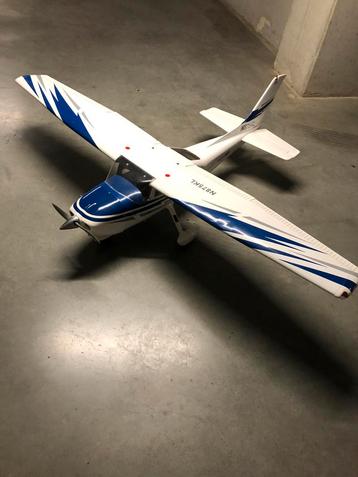 Cessna Skyline à l'échelle 1:4  disponible aux enchères