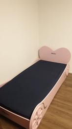Roze bed voor kinderen en tieners, Huis en Inrichting, Slaapkamer | Bedden, Ophalen, 100 cm, Eenpersoons, Zo goed als nieuw