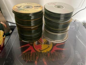 Meer dan 200 cd’s met allerhande muziek erop.  beschikbaar voor biedingen