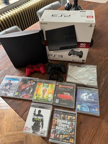 PlayStation 3 in super goede staat met 7 games 2 controllers