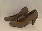 Pumps maat 38 - kleur taupe, Ophalen of Verzenden, Zo goed als nieuw, Pumps