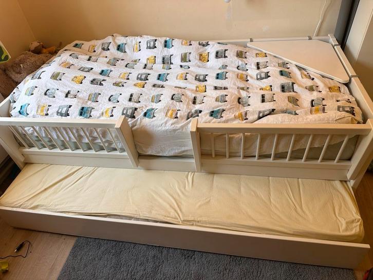 Lifetime bed met schuif bed op poten, Kinderen en Baby's, Kinderkamer | Bedden, Zo goed als nieuw, Matras, Ophalen