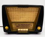 Radio à tube - Pontiac Novak 551 ZM - Années '50, Antiquités & Art, Antiquités | Accessoires de maison, Enlèvement ou Envoi