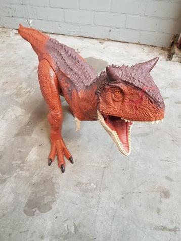 Carnotaurus / dinosaurus  beschikbaar voor biedingen