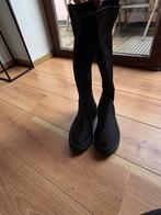 Zwarte knie laarzen, Vêtements | Femmes, Chaussures, Porté, Bottes hautes, Noir, Envoi