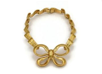 Collier Yves Saint Laurent plaquée or vintage  beschikbaar voor biedingen