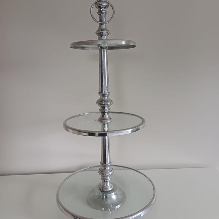 Rivièra Maison Taartplateau Etagère, Huis en Inrichting, Woonaccessoires | Etagères, Gebruikt, Ophalen
