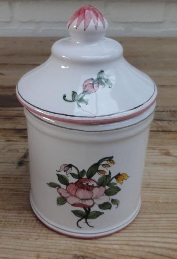Franse Moustiers pot met deksel,  bloemen, Antiek en Kunst, Curiosa en Brocante, Ophalen of Verzenden