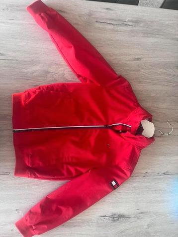 jas Tommy Hilfiger maat 128 beschikbaar voor biedingen