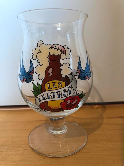 Duvel glas Berthom tattoo 1ste editie, Verzamelen, Glas en Drinkglazen, Nieuw, Bierglas, Ophalen of Verzenden