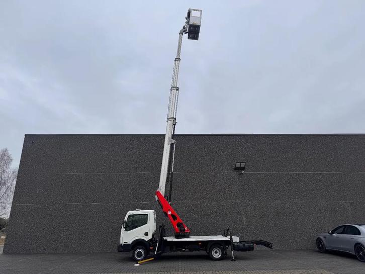 Nissan Cabstar NT400 Palfinger PA20T, Autos, Camionnettes & Utilitaires, Entreprise, Nissan, Autres carburants, Occasion, TVA déductible