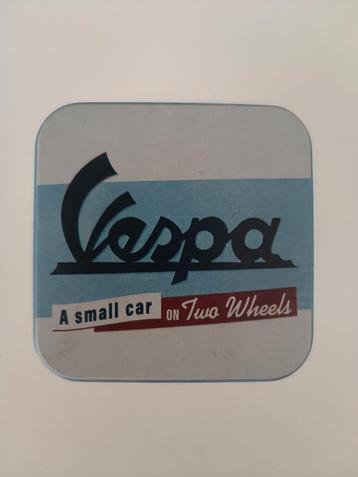 Vespa blik + magneten  beschikbaar voor biedingen