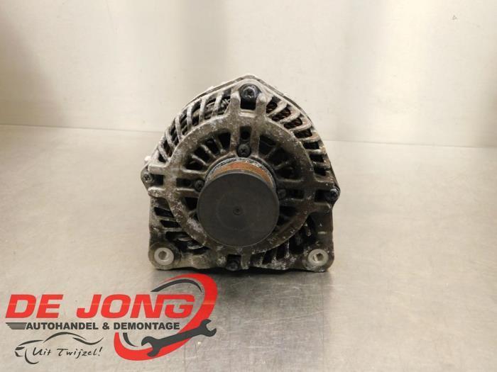 Dynamo van een Mercedes Vito, Auto-onderdelen, Motor en Toebehoren, Mercedes-Benz, Gebruikt, 3 maanden garantie, Ophalen of Verzenden